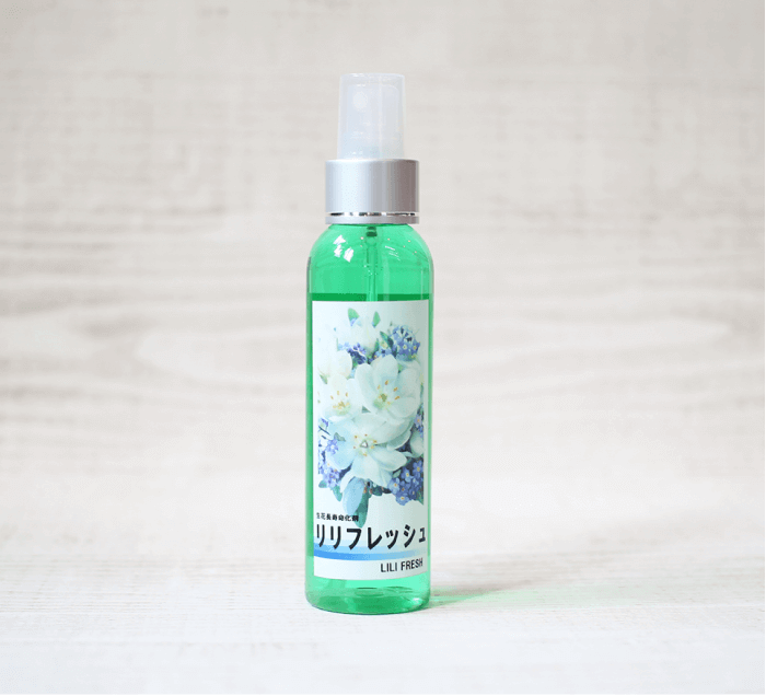株式会社アクモリリーの生花・切り花長寿命化剤、リリフレッシュの商品写真